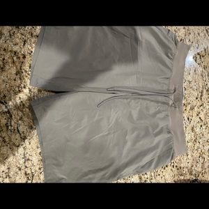 LuluLemon Mens Yoga Shorts size M